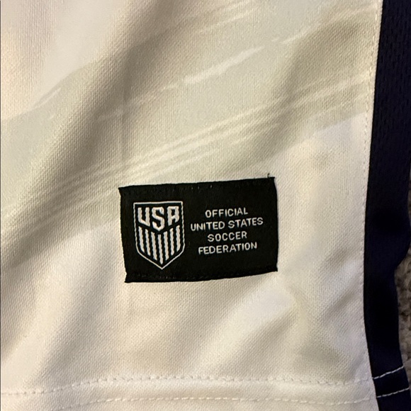 USA youth White and Red soccer jersey; size youth XL - Picture 3 of 6